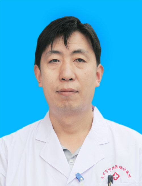 姚雄兵  骨伤科三病区主任  骨科副主任医师