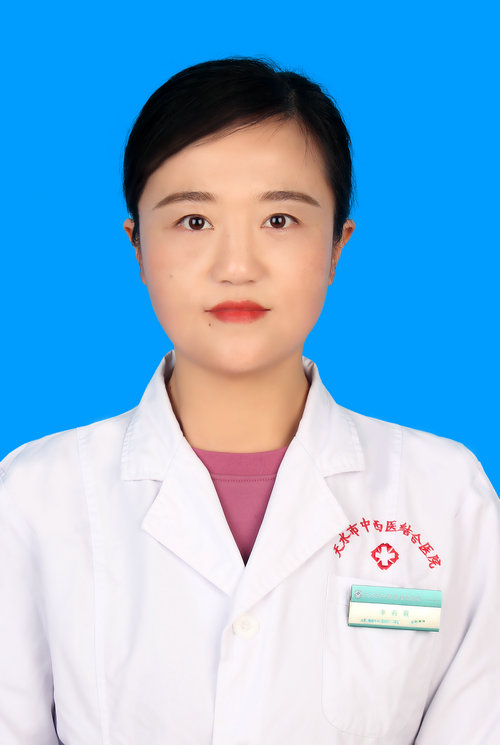 李莉霞